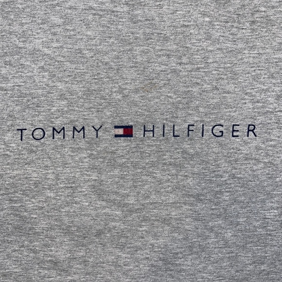 Tommy Hilfiger crewneck sweatshirt - Picture 2 of 5